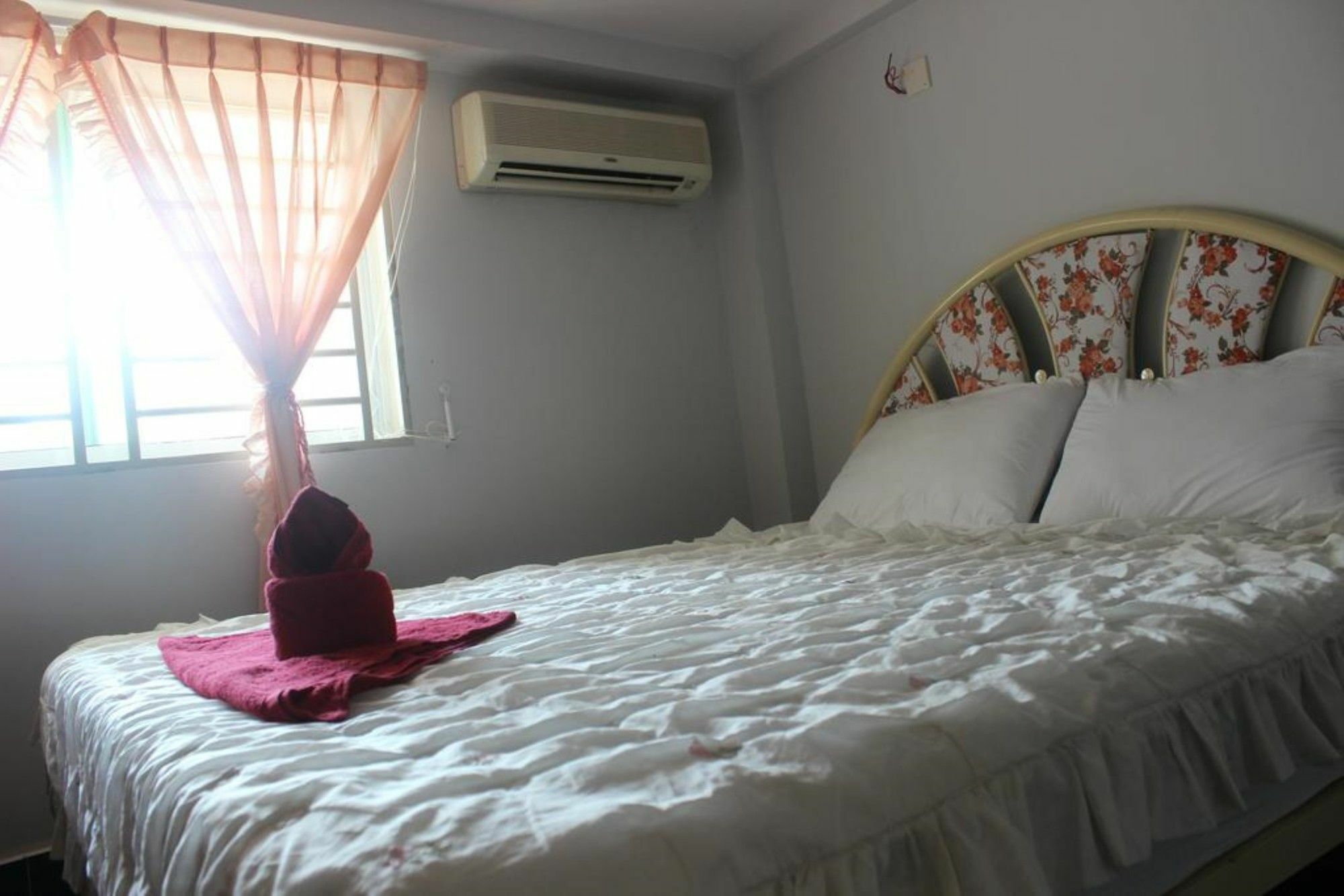 Longlin House I Otel Phnom Penh Dış mekan fotoğraf